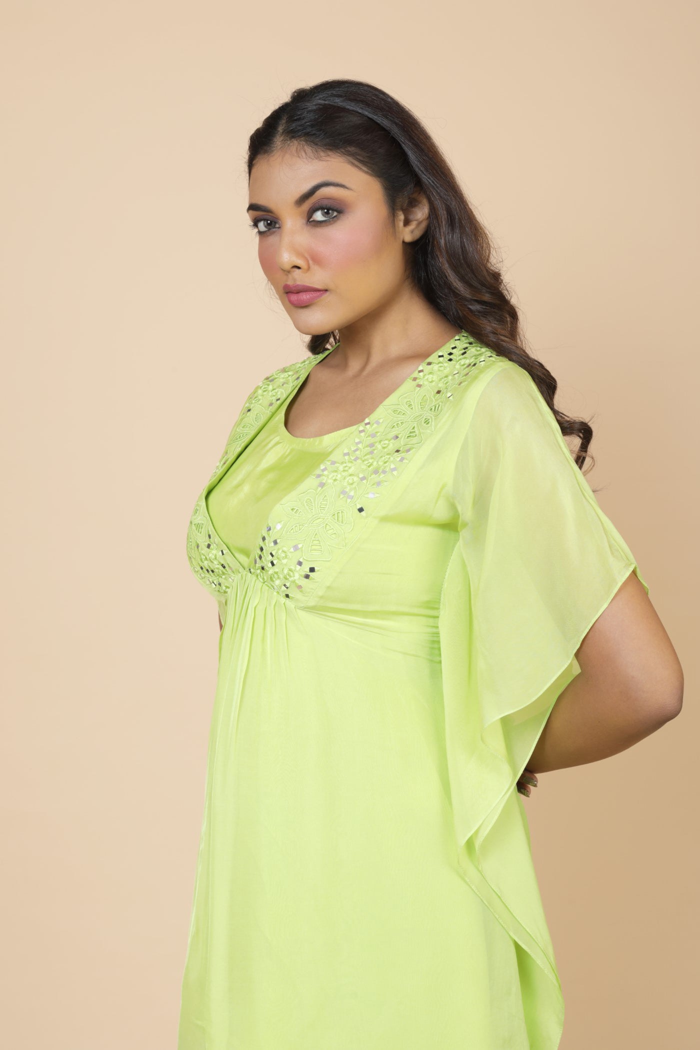 Mirror Work Kaftan Top With Inner And Dhoti Pant