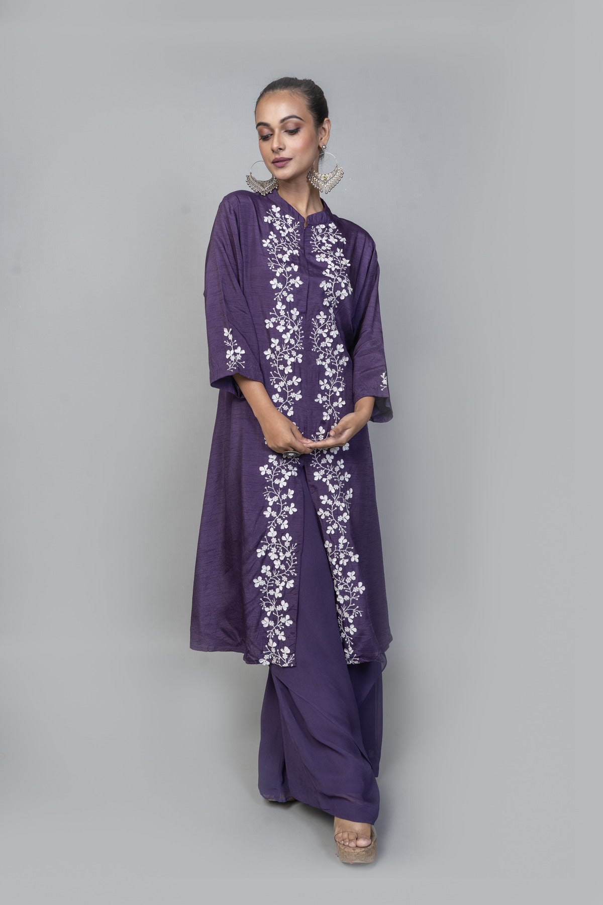 EMBROIDERED KURTA WITH PANT