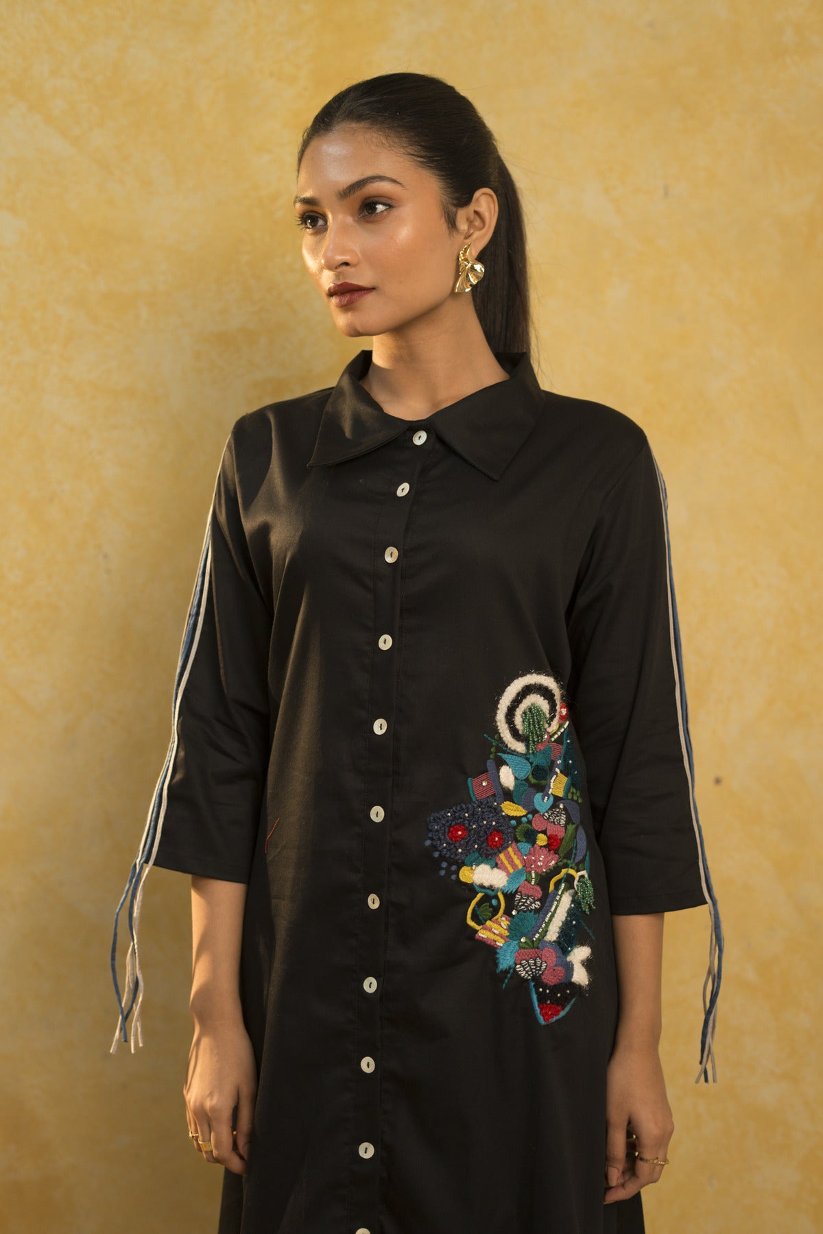 EMBROIDERED FRILL DRESS