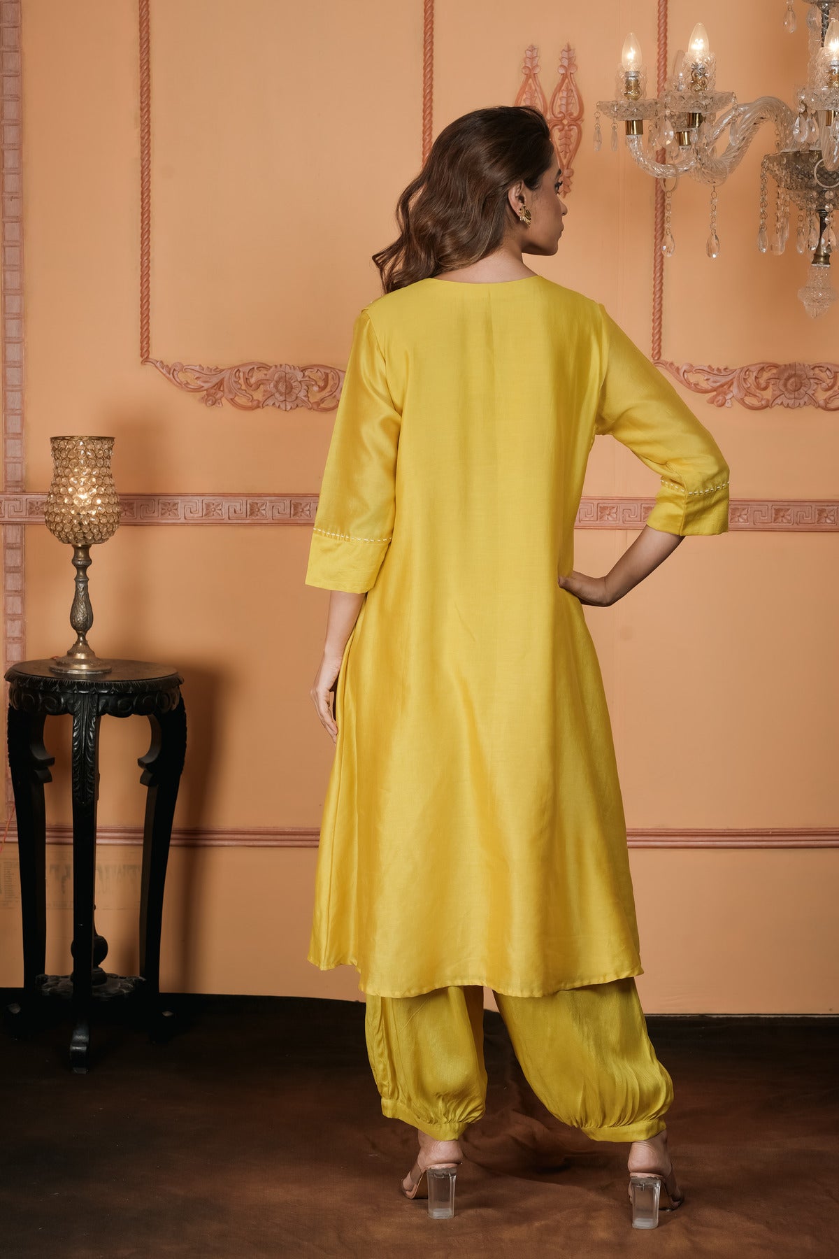 EMBROIDERED KURTA WITH PANT