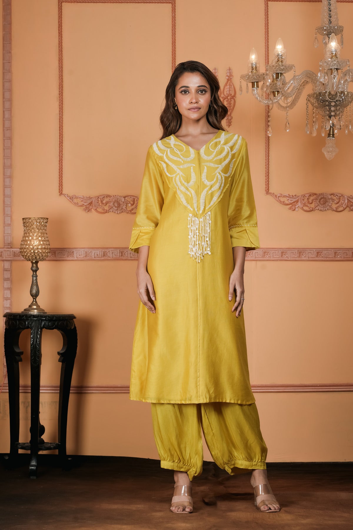 EMBROIDERED KURTA WITH PANT