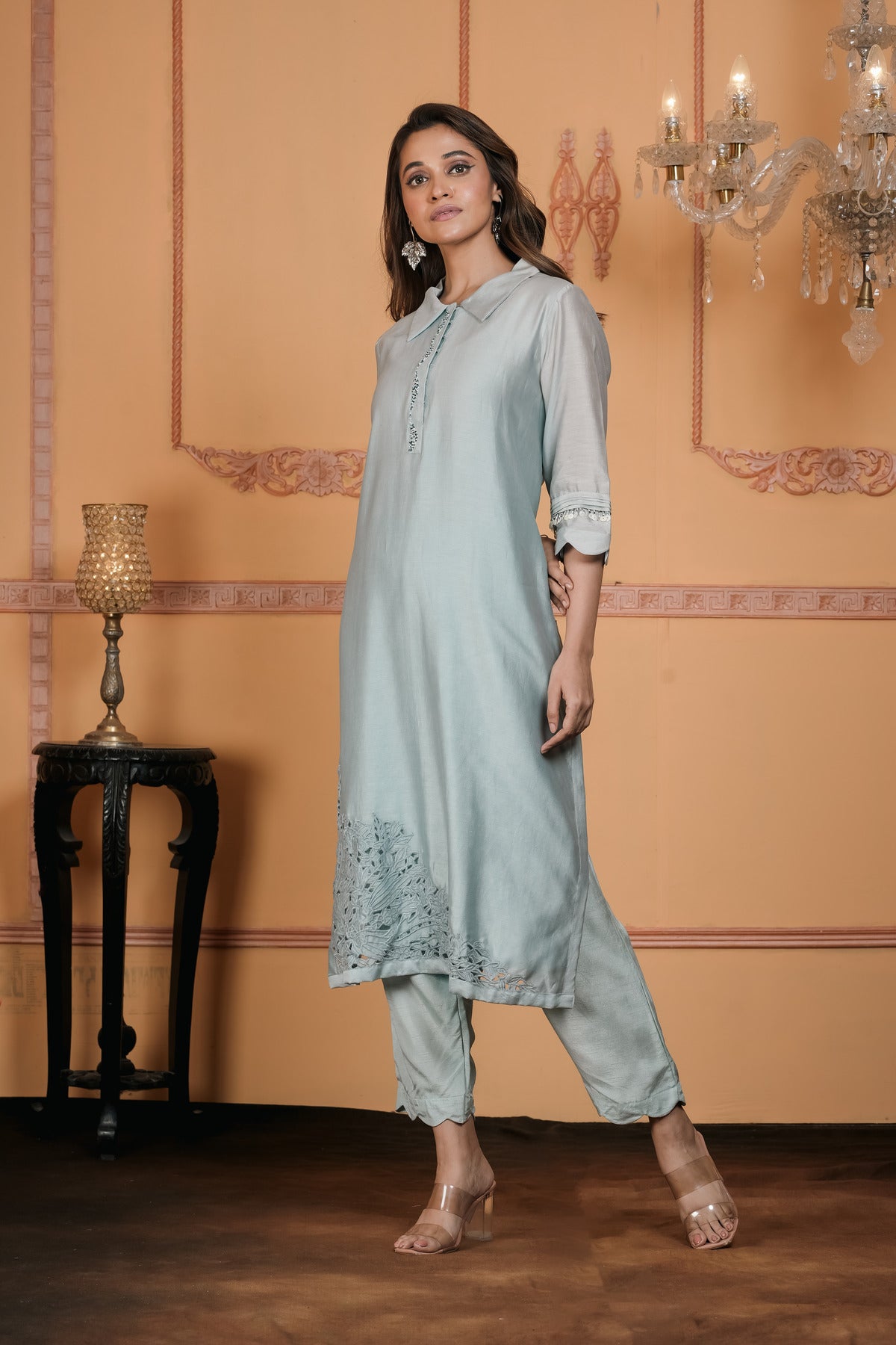 EMBROIDERED KURTA WITH PANT