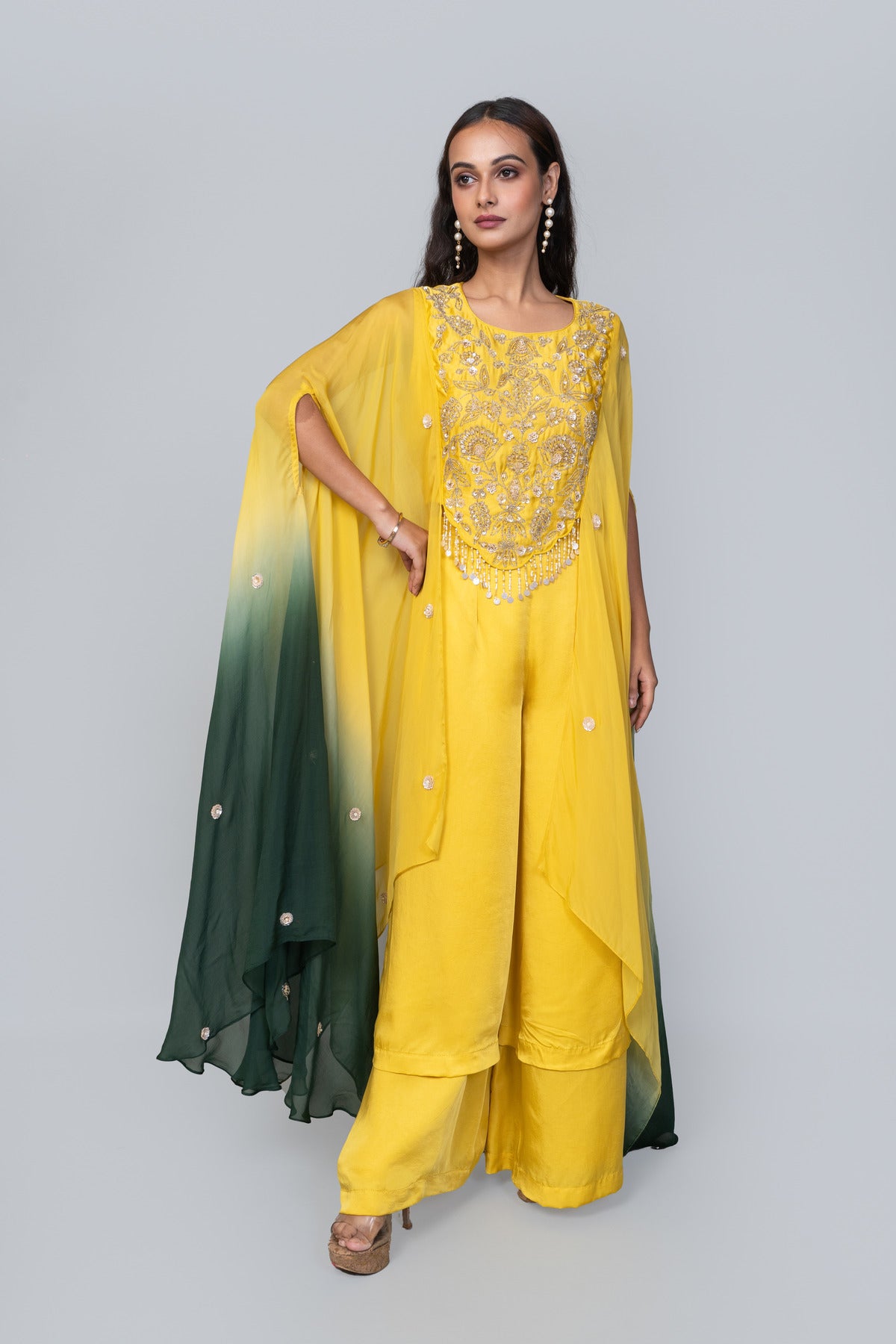 EMBROIDERED CAPE WITH PANT